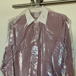 Brooks Brothers Dress Shirt L Dark Red 16-36
